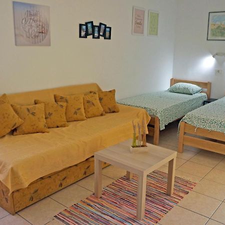 Studio Apartment Michelle - Intermezzo With Sea View Rabac Kültér fotó