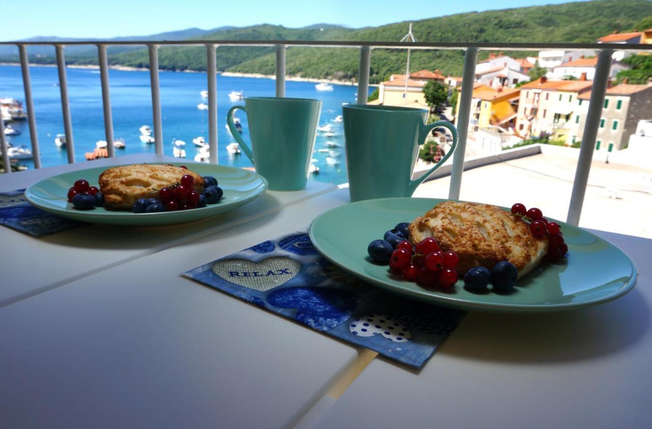 Studio Apartment Michelle - Intermezzo With Sea View Rabac Kültér fotó