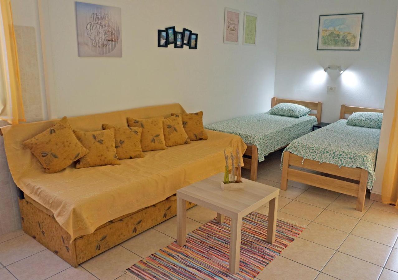 Studio Apartment Michelle - Intermezzo With Sea View Rabac Kültér fotó
